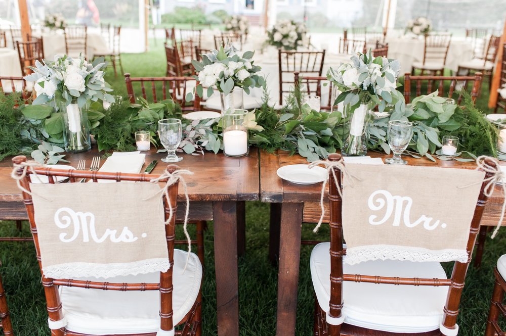 head table setup tips for great wedding toasts and photos