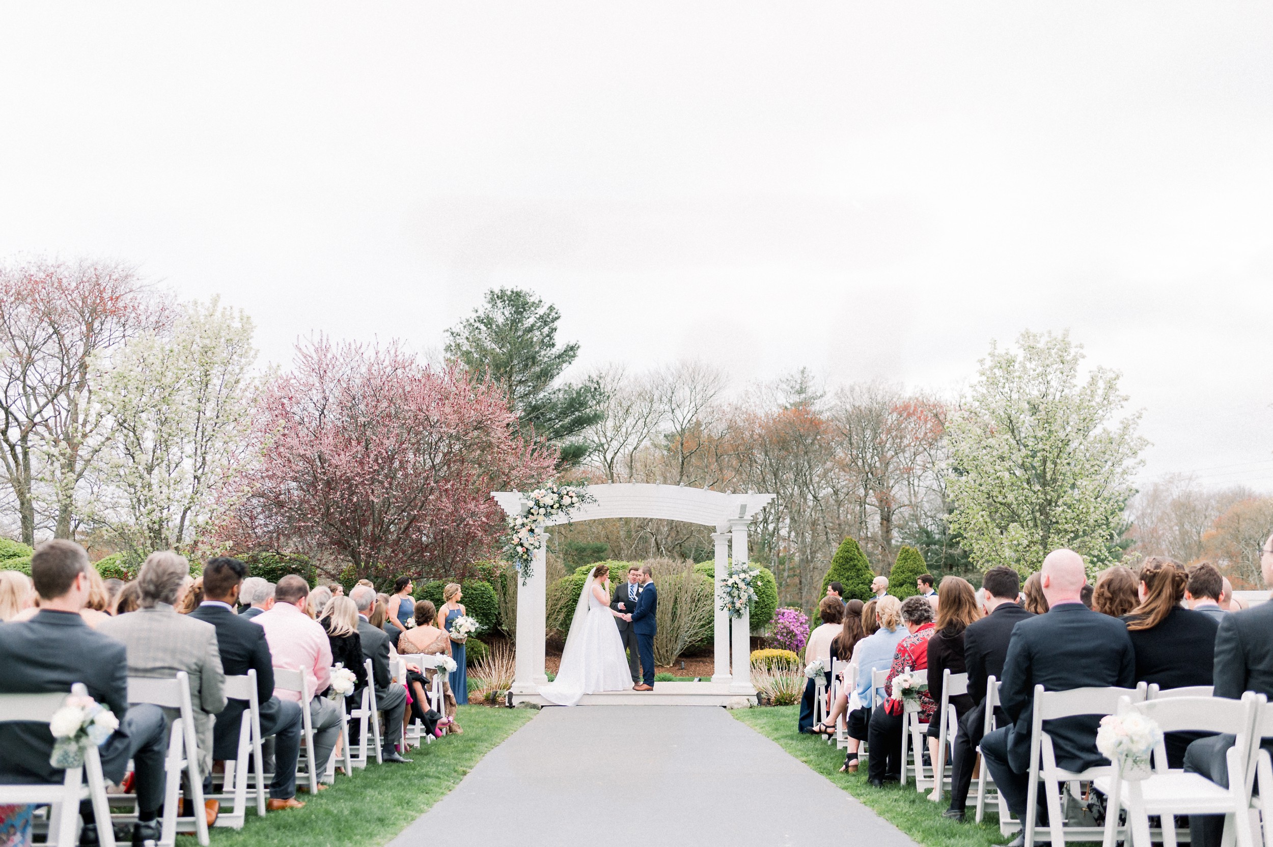The Villa at Ridder Country Club Spring Wedding | outdoor ceremony