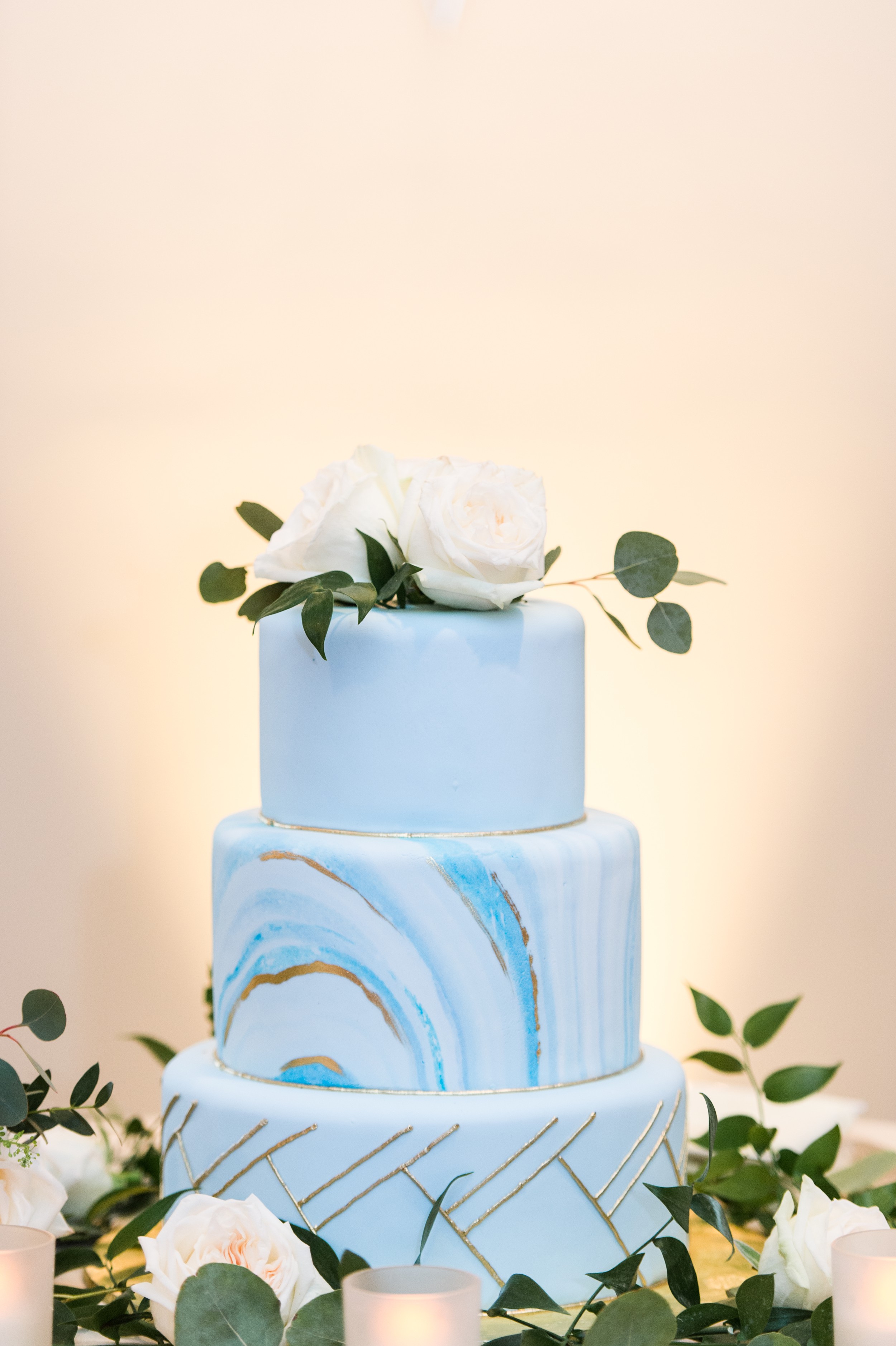 The Villa at Ridder Country Club Spring Wedding | geometric blue wedding cake by Montilio's Bakery | wedding cake inspiration
