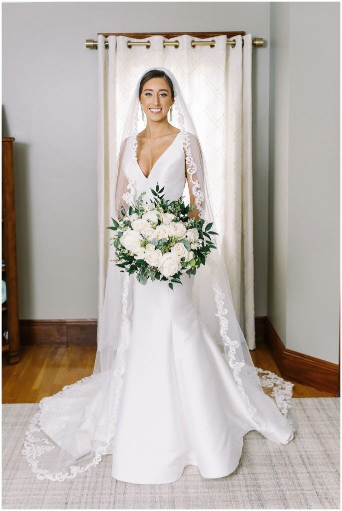 Classic Boston Wedding - by Lynne Reznick Photography