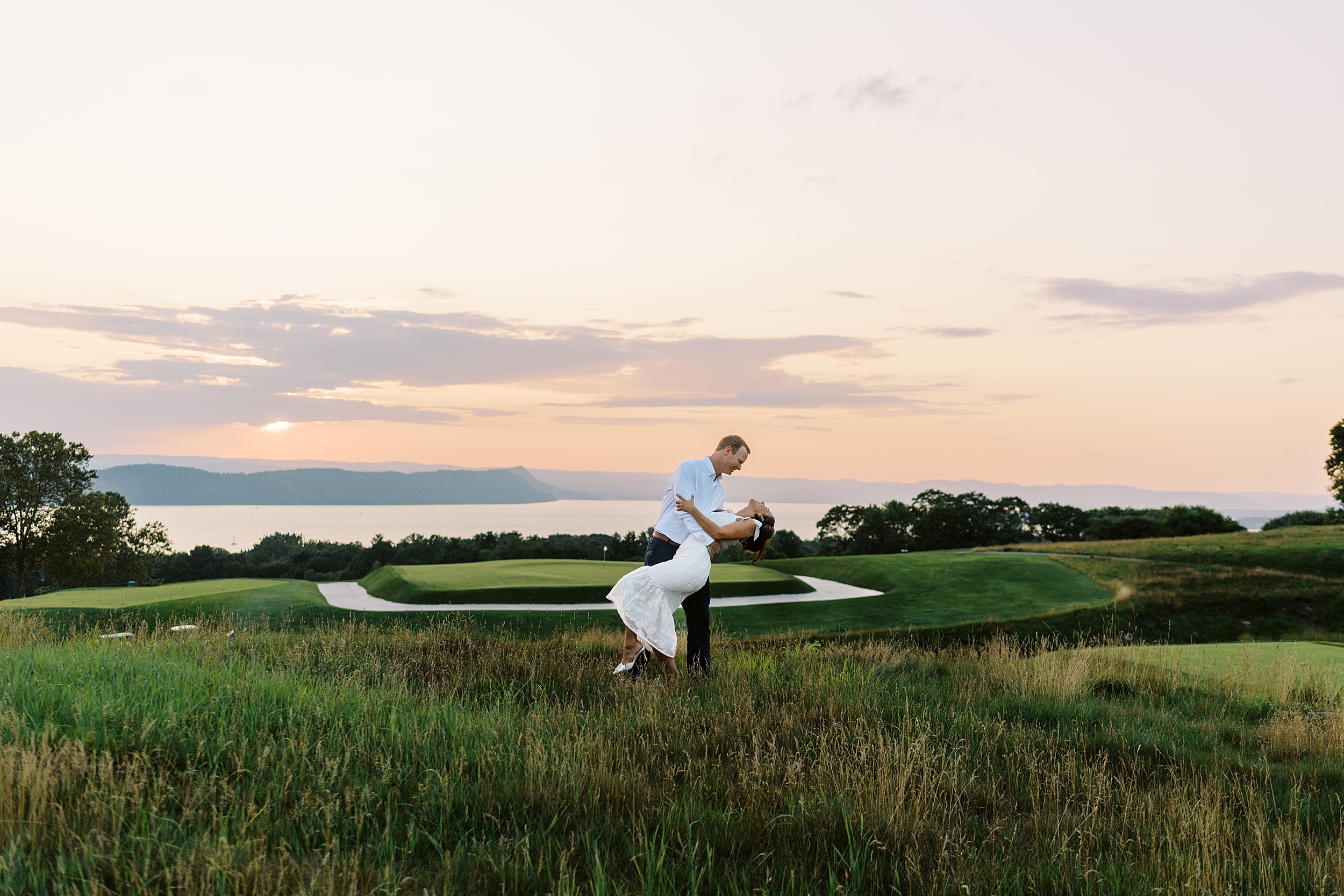 sleepy hollow country club sunset engagement session on the Hudson river in NY