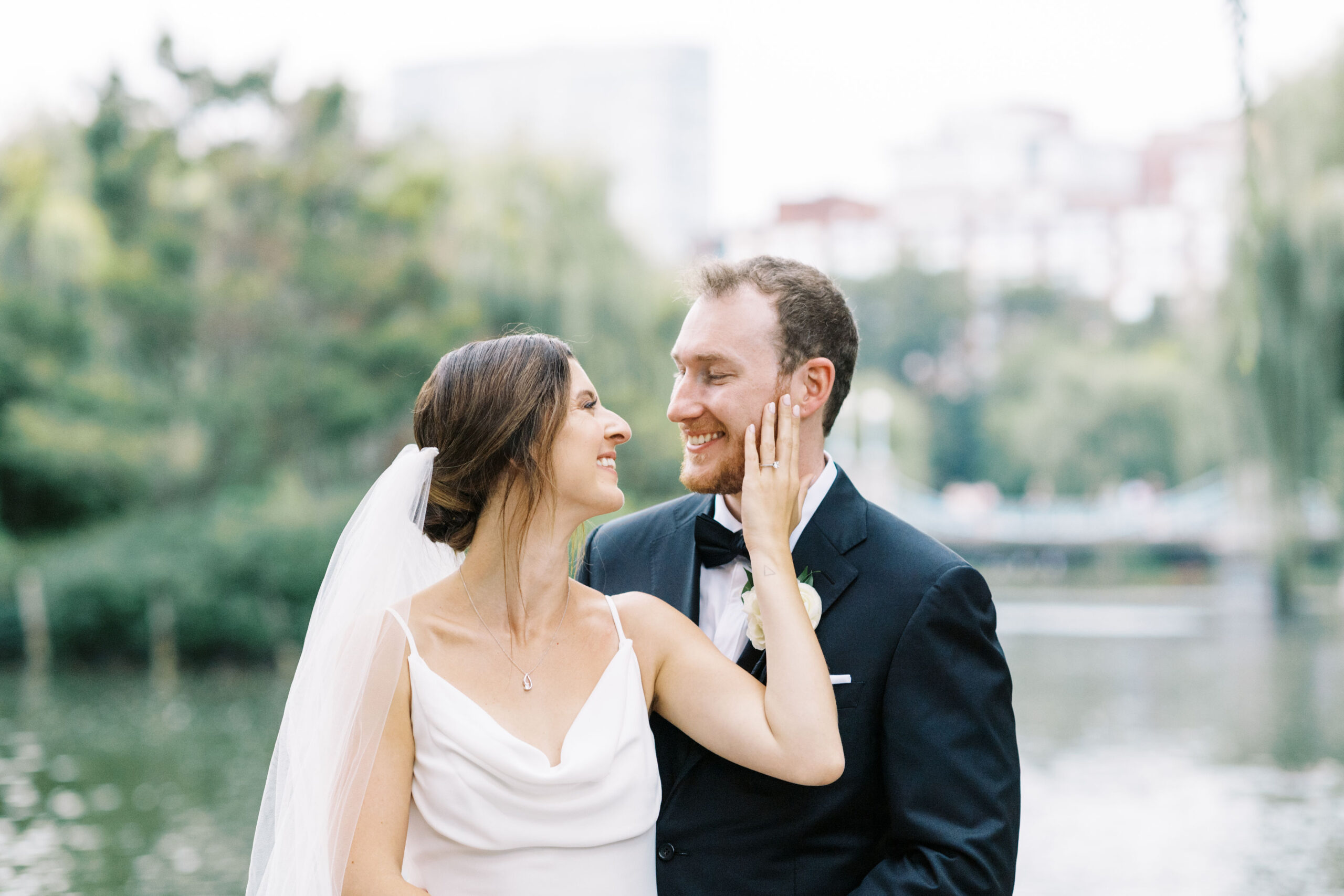 Boston wedding photography by Lynne Reznick at Boston Public Garden of bride and groom 