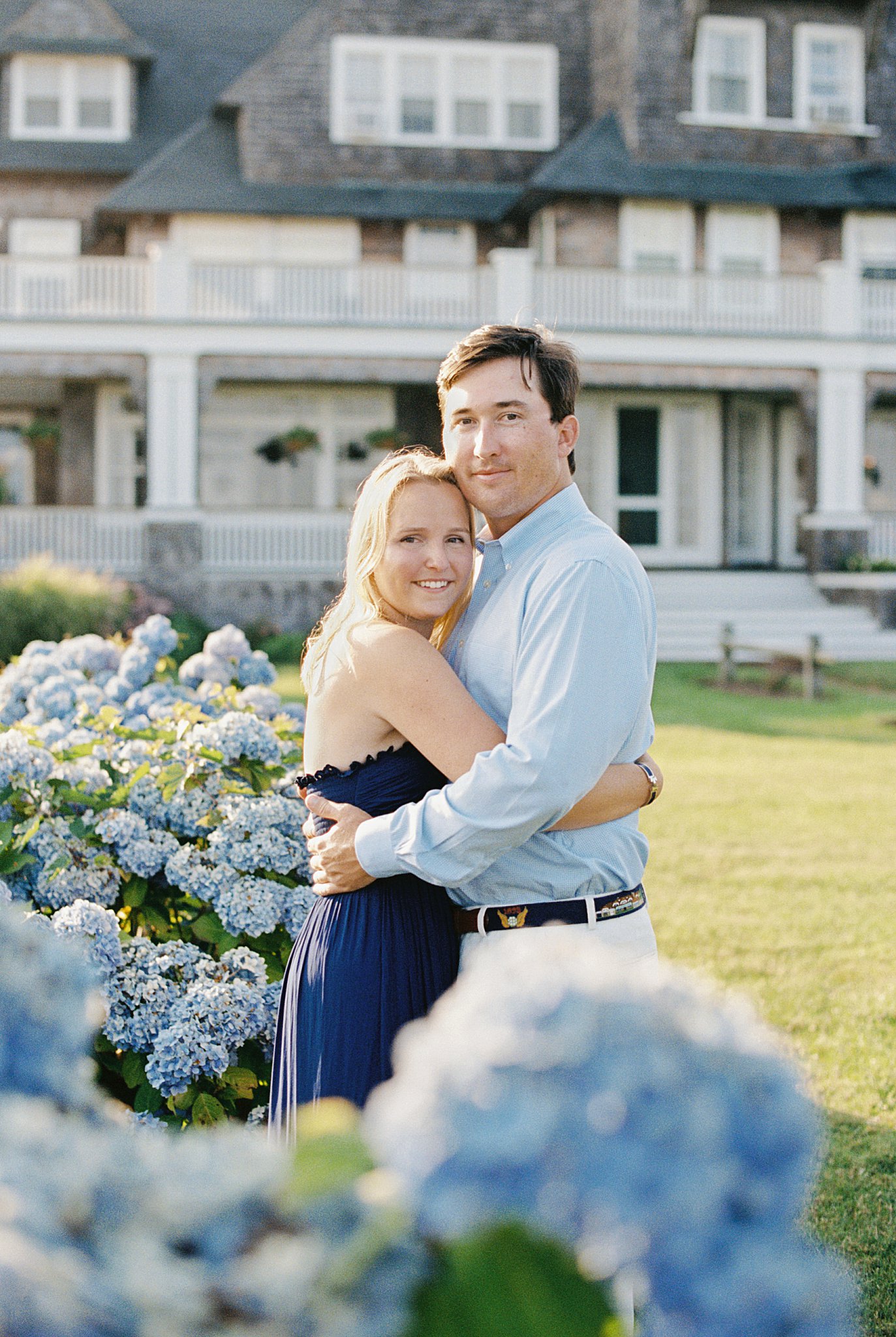 couple looks same direction while hugging by Lynne Reznick photography 