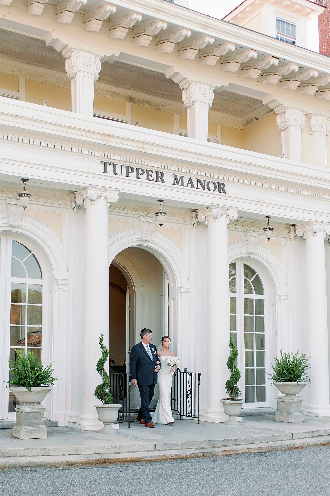 tupper manner featured in 8 European-inspired Wedding Venues in New England 