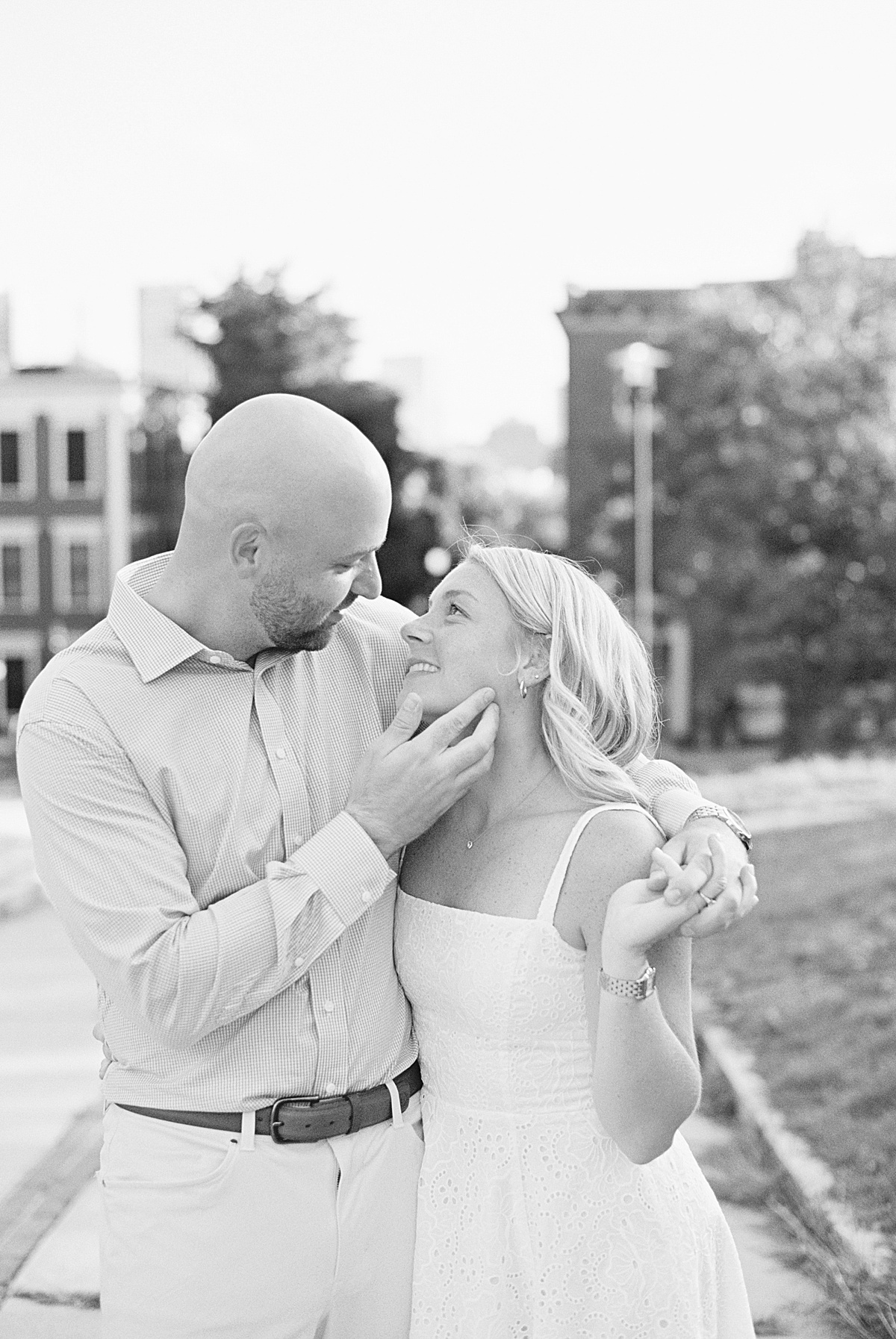 Man and woman hold each other close for Lynne Reznick Photography
