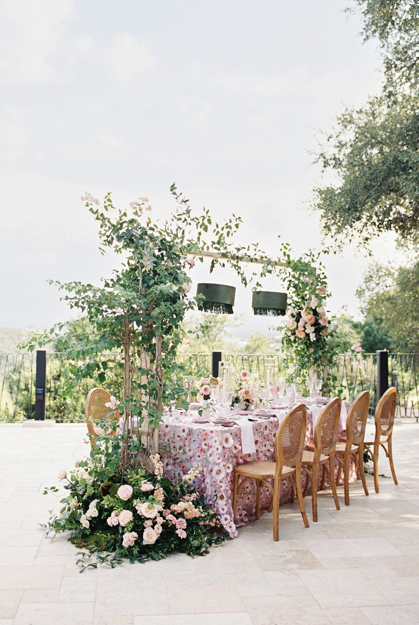 pink tablescape and flowers for Villa Antonia wedding editorial by Simply XO Events