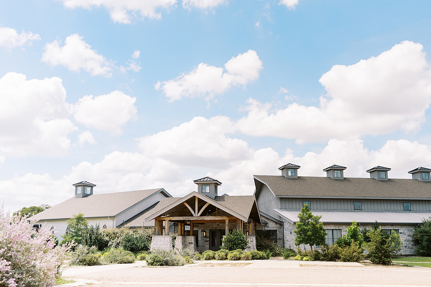 HighPointe Estate sprawling out under Texas skies in the Austin area