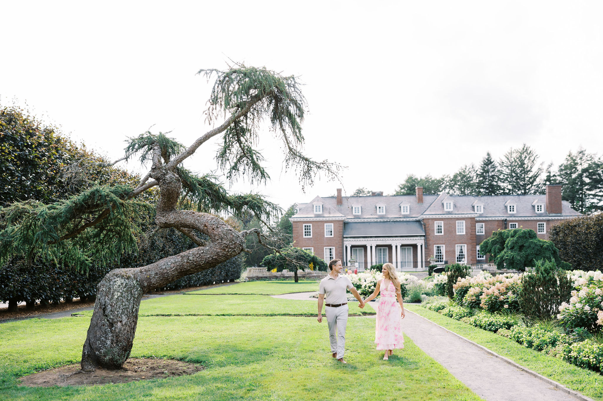 Associate photographer engagement session